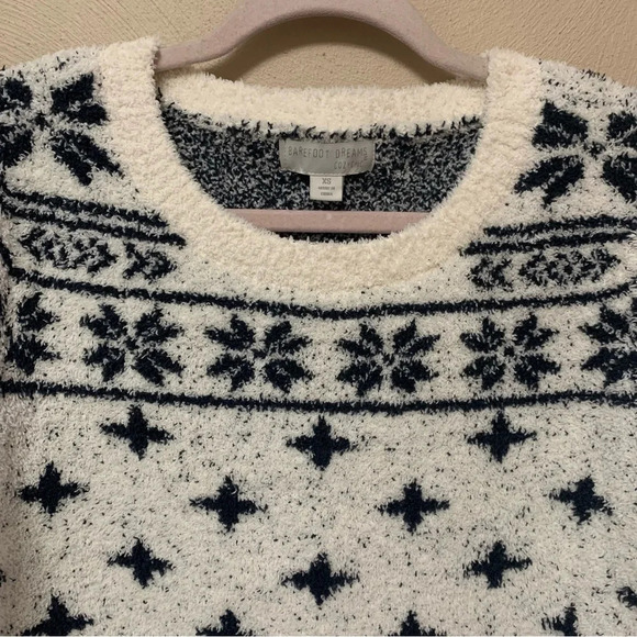 BAREFOOT DREAMS CozyChic Seaside Pullover Sweater Fair Isle - Picture 3 of 8